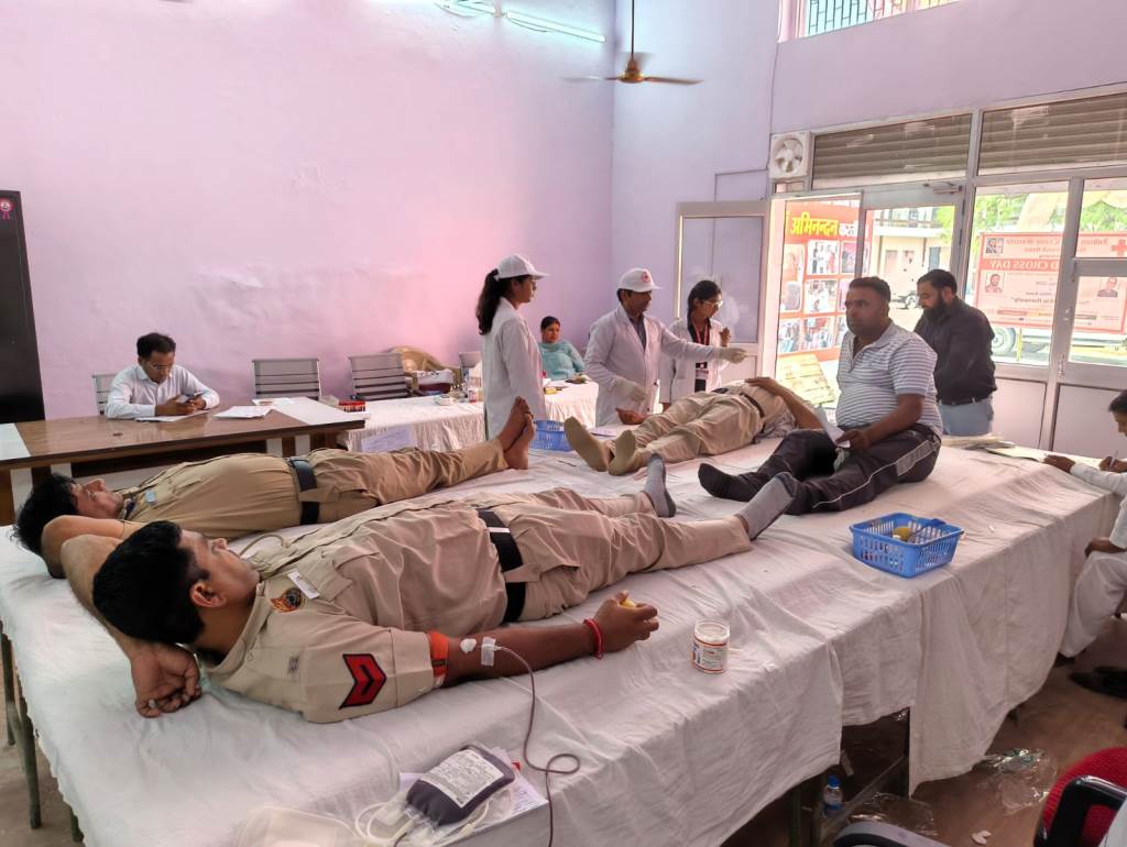 Blood Donation Camp Organized in Hansi on World Red Cross Day Under the Guidance of DC Rahul Narwal